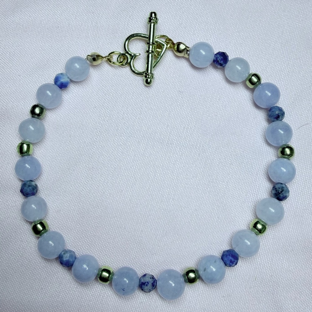 Elegant Aquamarine/Lapis Lazuli beaded bracelet.7.5”,toggle.Calming energy.GIFT
